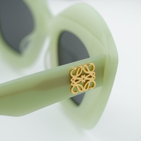 Loewe LW40127I 95A Cat Eye Sunglasses – Green\\Grey main image 4